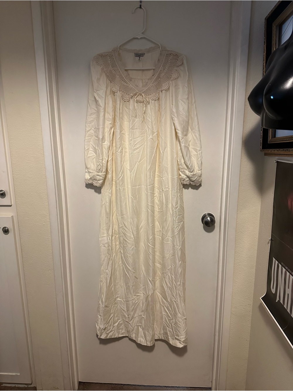 Vintage 70s 80s Cream Satin Nightgown Victorian Ghost